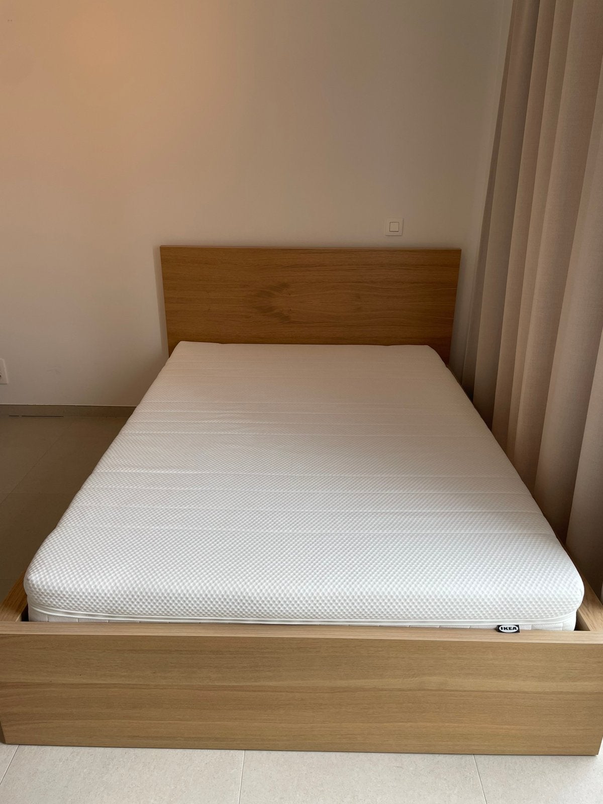 Bed + 2 Opbergvak, Huis en Inrichting, Ophalen, Wit, 140 cm, Zo goed als nieuw