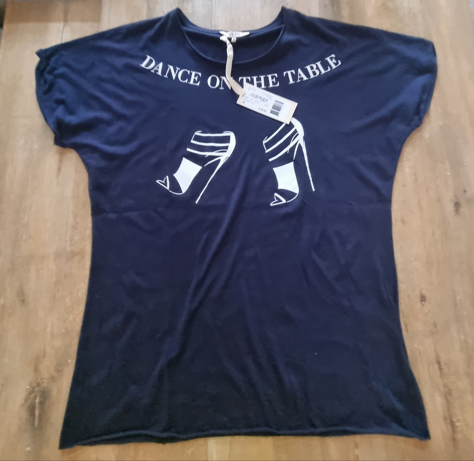 T-shirt NIKKIE taille 38 NEUF avec étiquette, Vêtements | Femmes, T-shirts, Neuf, Manches courtes, Taille 38/40 (M), Enlèvement ou Envoi