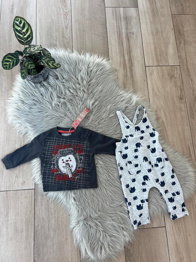 2 stuks babykleding in maat 68, Enlèvement ou Envoi, Comme neuf