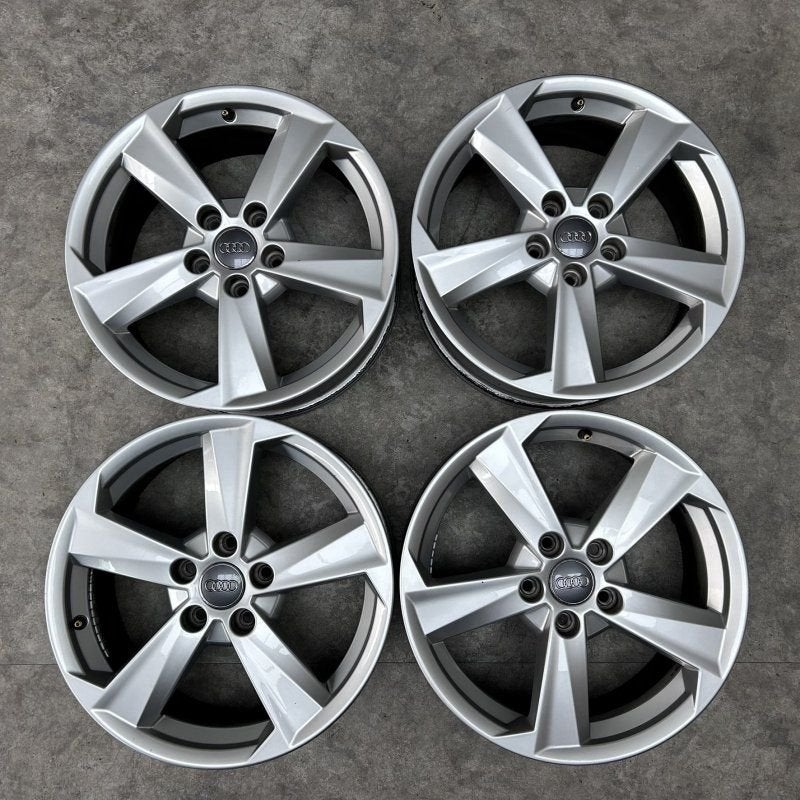 17 inch originele velgen Audi A3 Q2 81A601025B, Autos : Pièces & Accessoires, -, 17 pouces, Utilisé, -