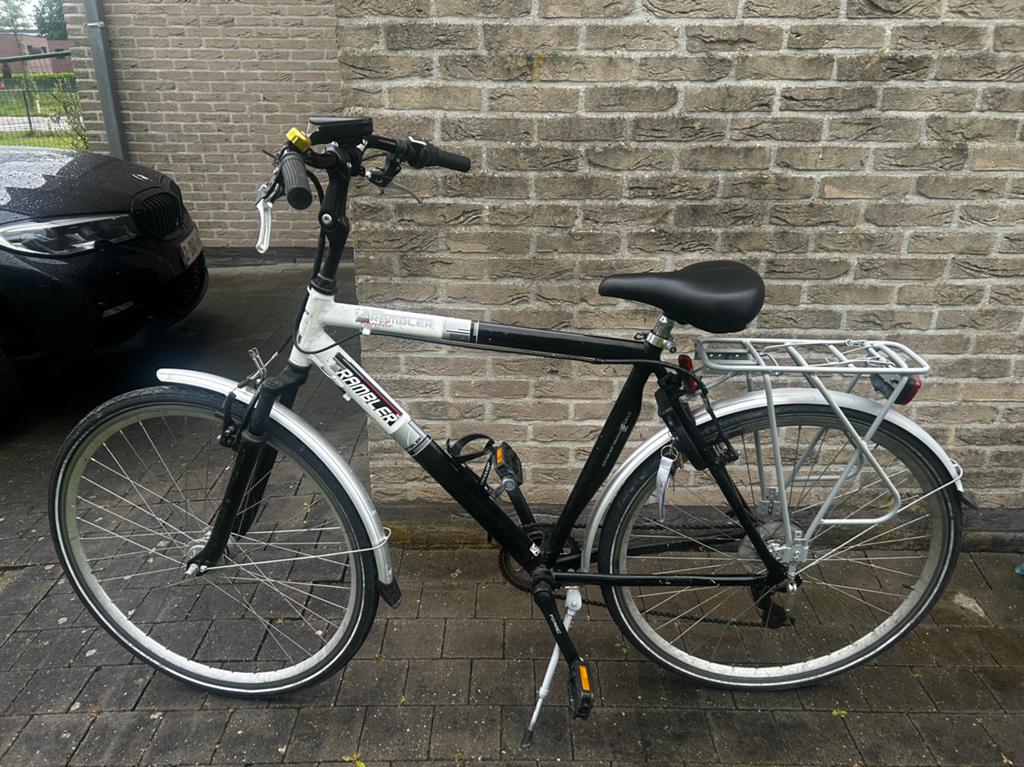 Herenfiets 28 inch shimano drive terrain, Fietsen en Brommers, Fietsen | Heren | Herenfietsen, Ophalen, Zo goed als nieuw, Velgrem
