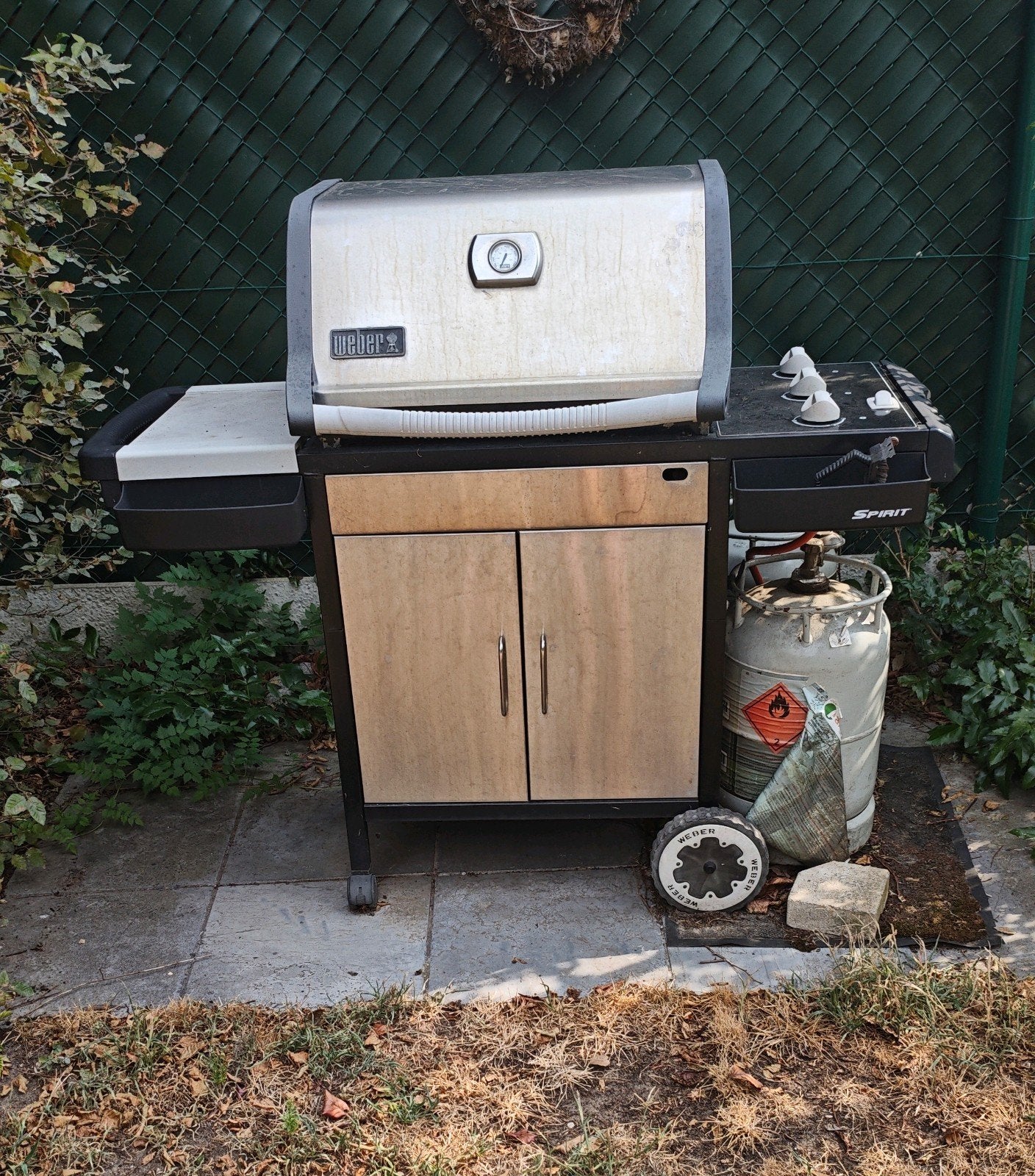 Weber Spirit barbecue, Enlèvement, Utilisé, Weber spirit