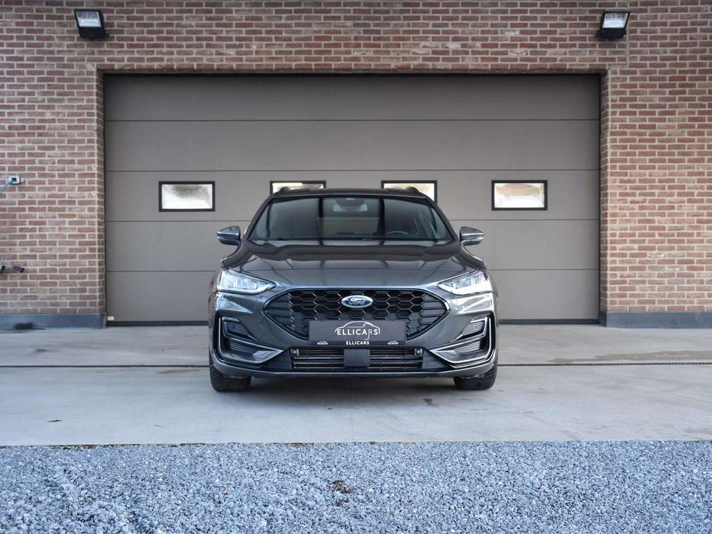 Ford Focus SW 1.0 ECOBOOST ST LINE / CARPLAY / CAMERA / LED, 114 kW, Zwart, 0 kg, 155 pk