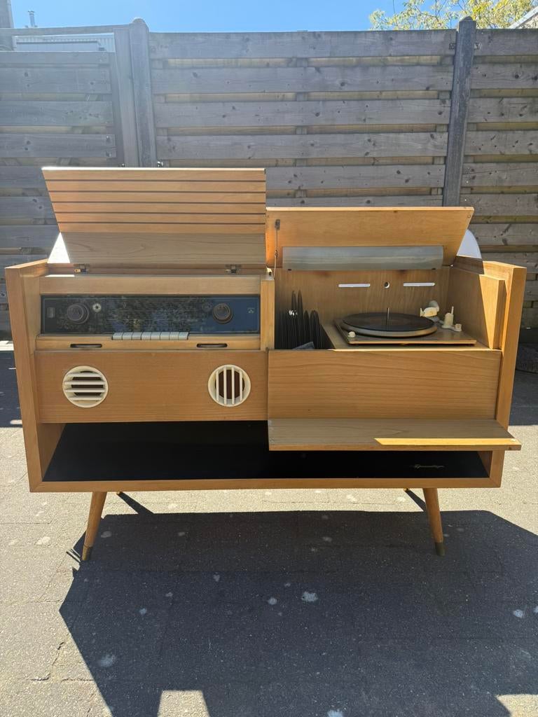 Mid century vintage Grundig muziekmeubel, Ophalen