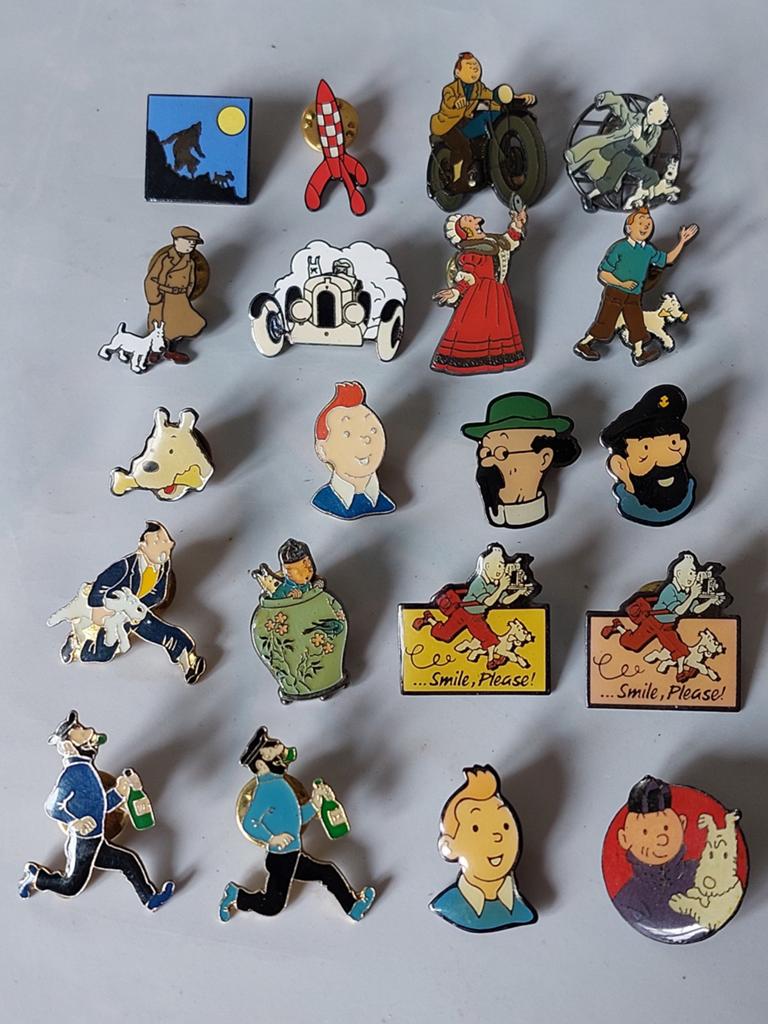 Tintin lot de 20 pin's corner et autres, Enlèvement ou Envoi, Tintin