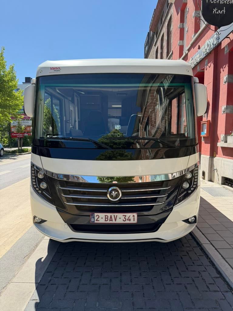 Niesmann  bischoff Arto 79e, Jusqu'à 4, Siège standard, Fiat, Intégral