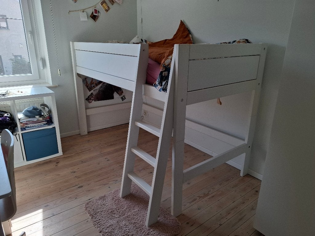 Lit mi hauteur Lifetime Bed blanc, Kinderen en Baby's, Kinderkamer | Stapelbedden en Hoogslapers, Gebruikt, Halfhoogslaper, Ophalen