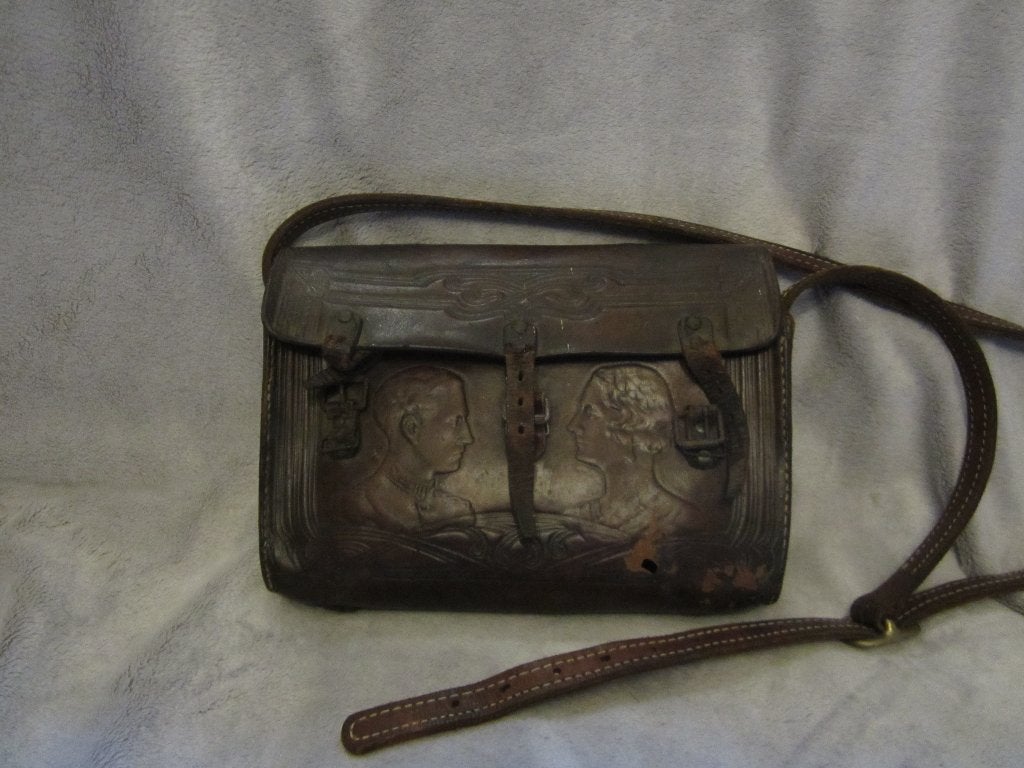 Cartable représentant LEOPOLD 3 / ASTRID, Collections, Enlèvement ou Envoi, Utilisé