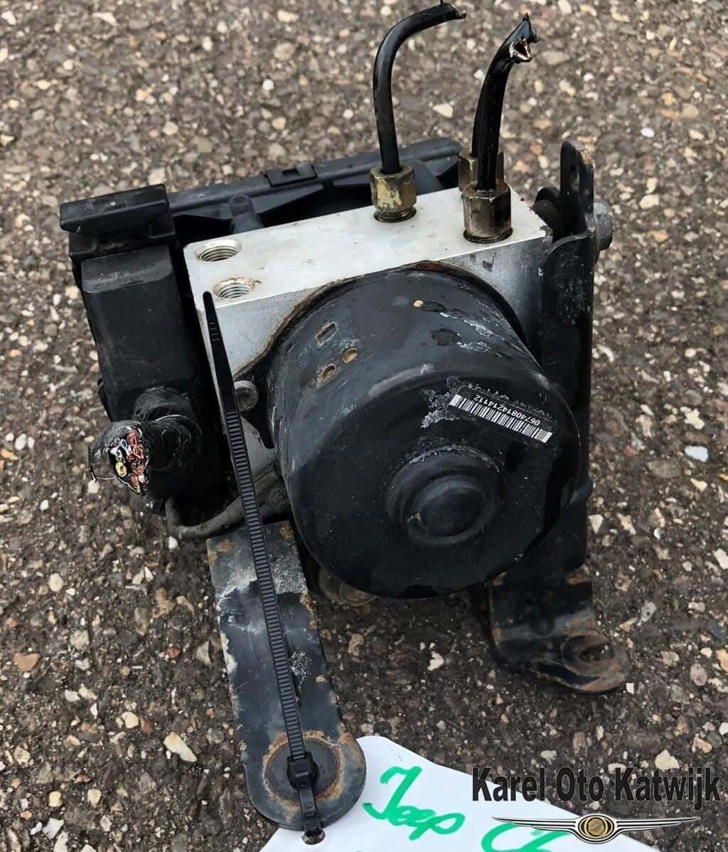 ABS module Jeep Cherokee KJ 3.7 i. 2005, Gebruikt, -, -, Ophalen of Verzenden