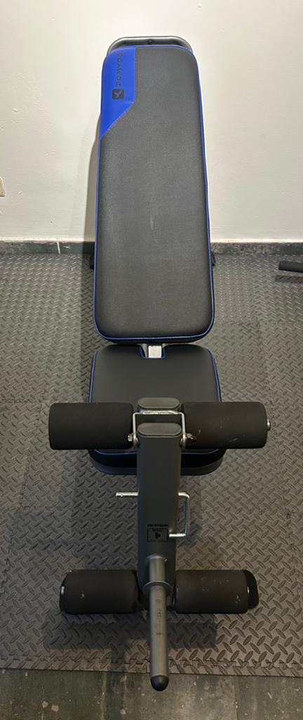 Banc de sport Domyos BA530 inclinable — Comme neuf, Enlèvement, Comme neuf, Bras, Banc d'exercice