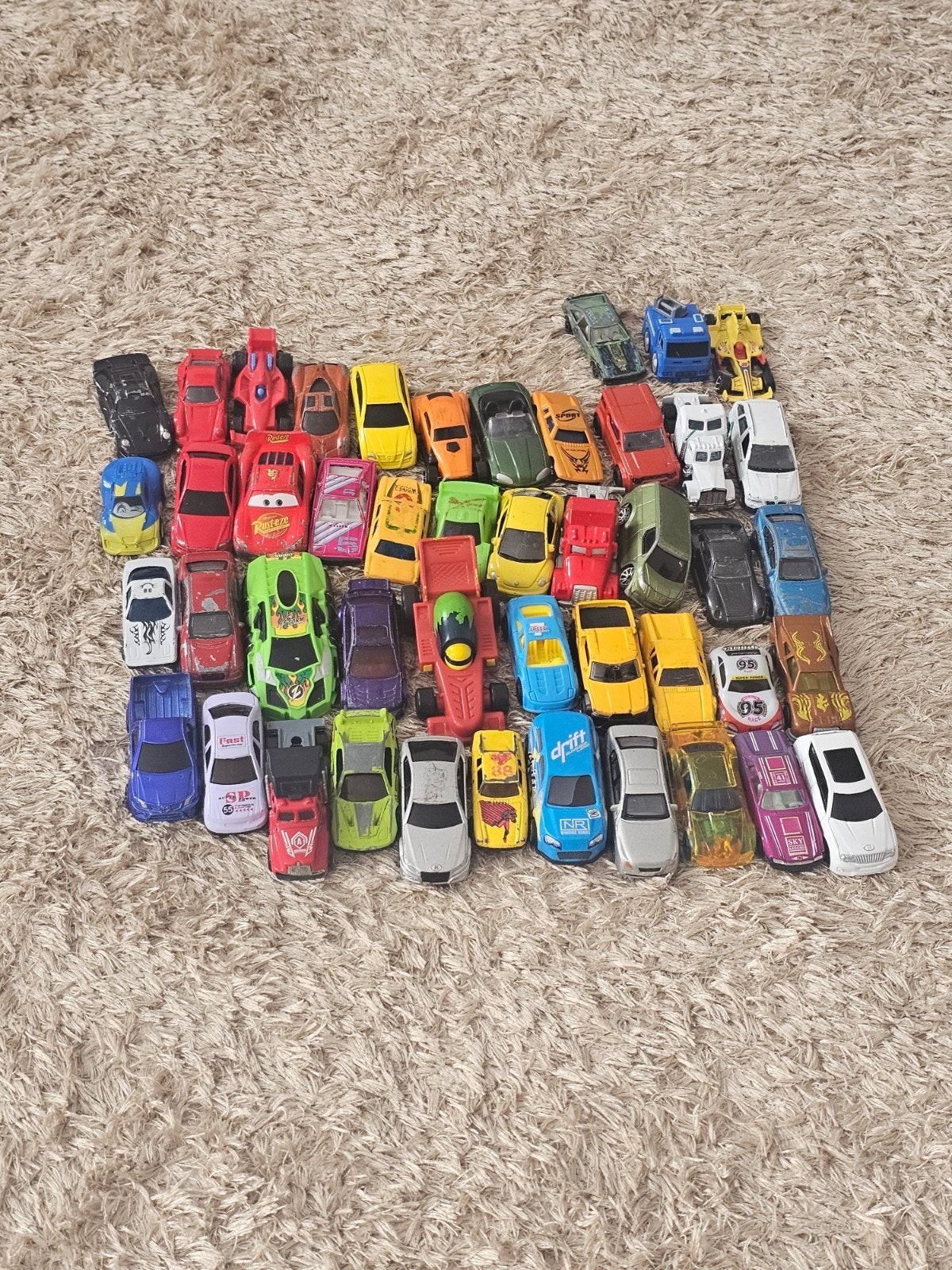 Petite voiture à vendre chez mon fils, Enlèvement