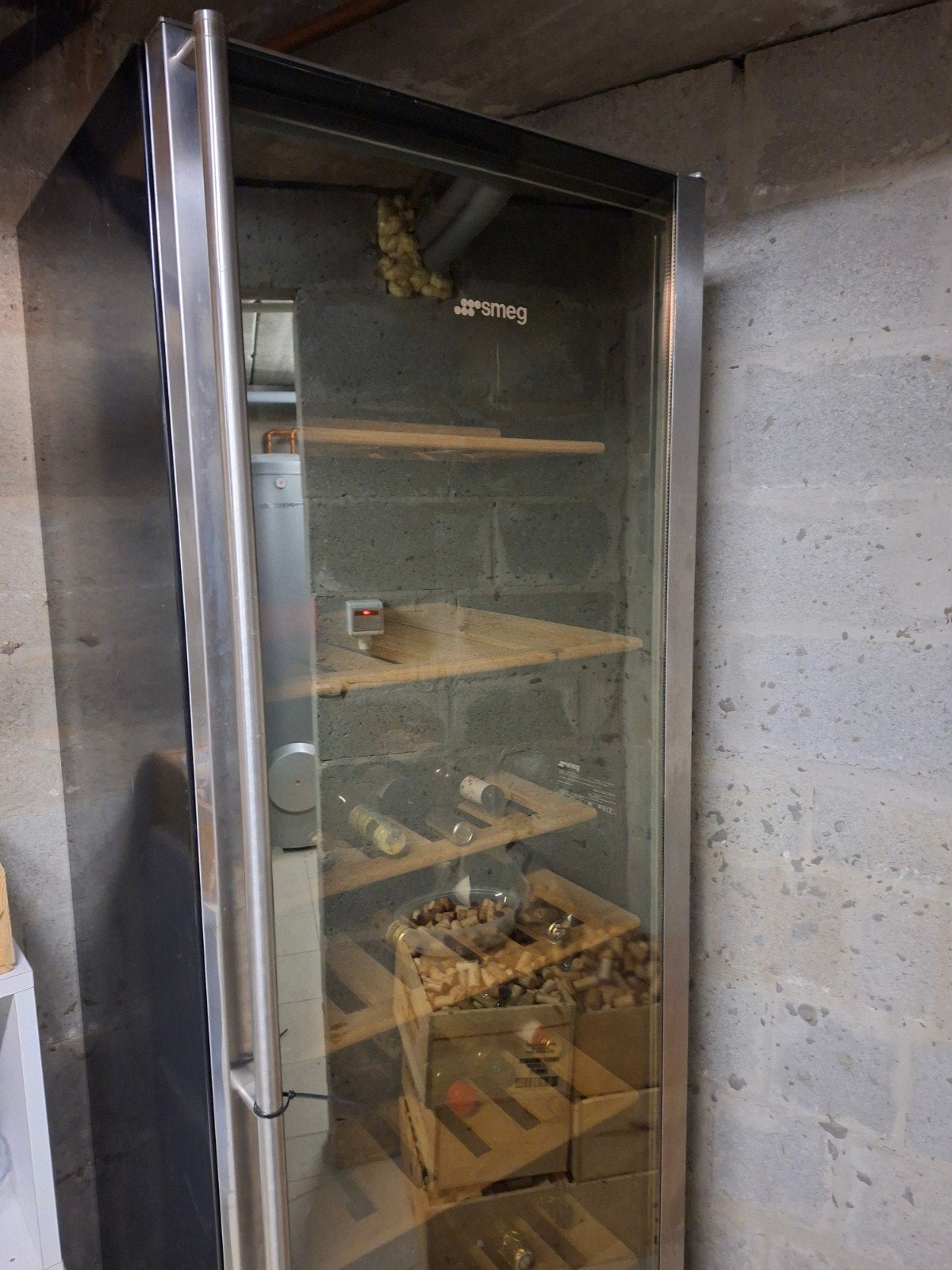 wijnkast vitrine vrijstaand voor 197 flessen rood wit rose, Ophalen, Gebruikt, Inox Meubilair