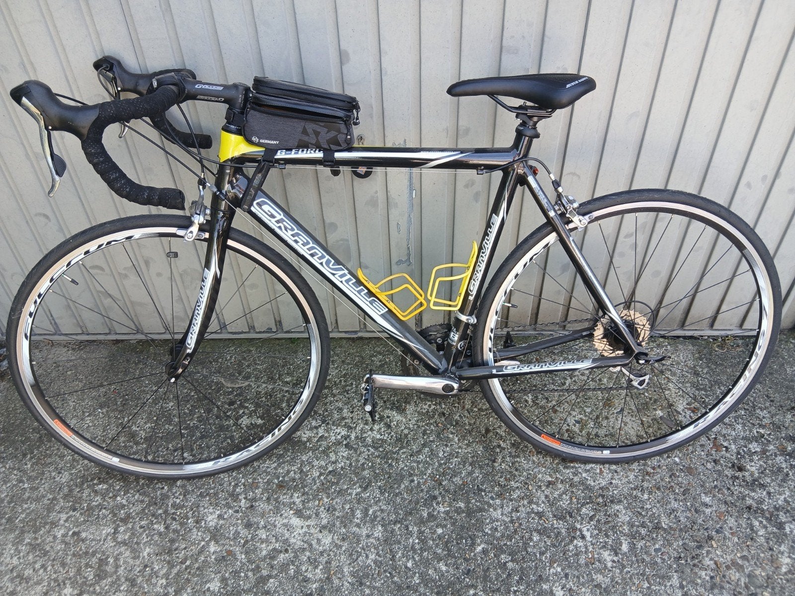 Koersfiets, Fietsen en Brommers, Ophalen