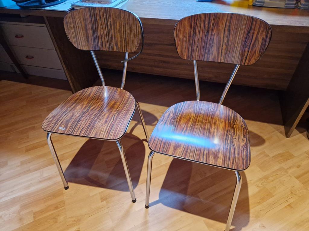 2 stoelen, Ophalen