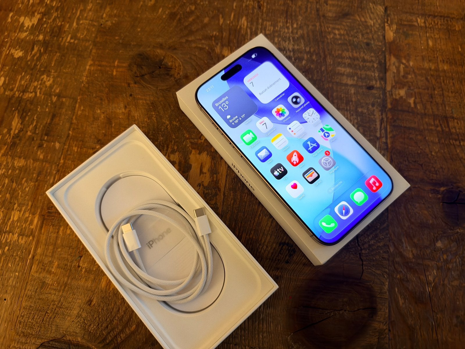 Iphone 16 pro max, Télécoms, Enlèvement ou Envoi, Comme neuf, IPhone 16