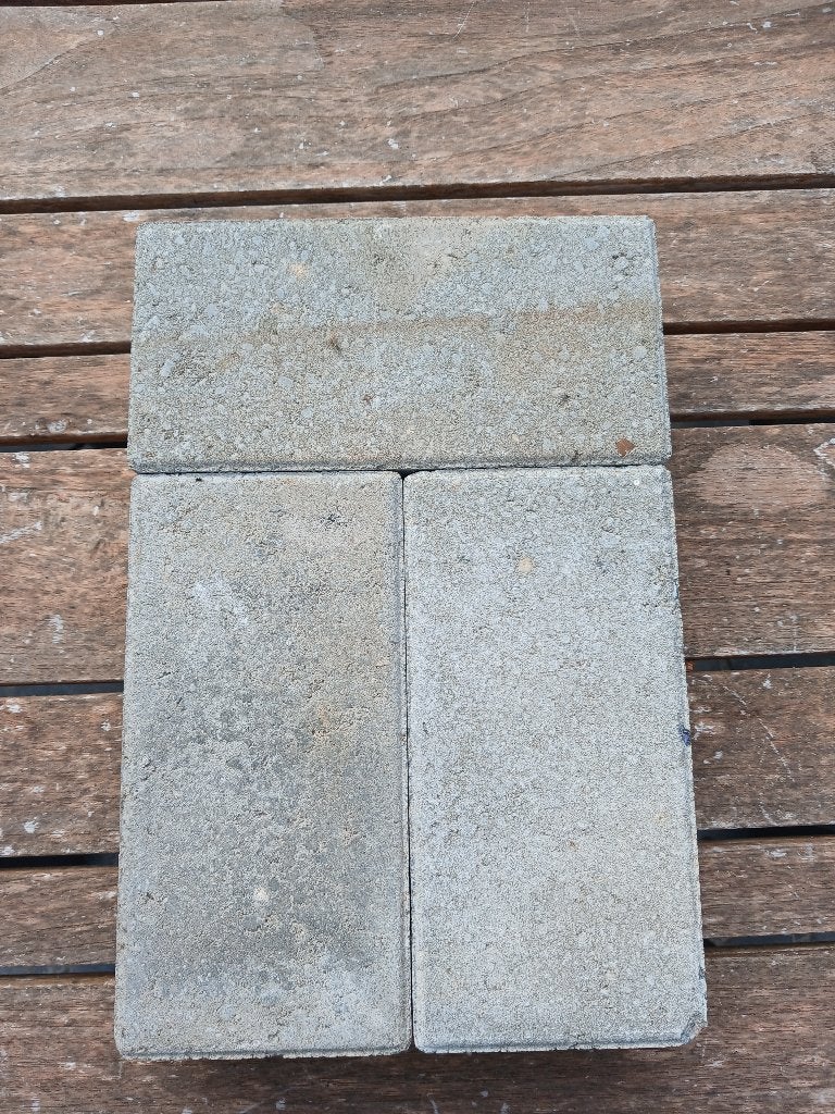 Pavés béton klinkers, Neuf, Béton, Enlèvement, 5 à 10 m²