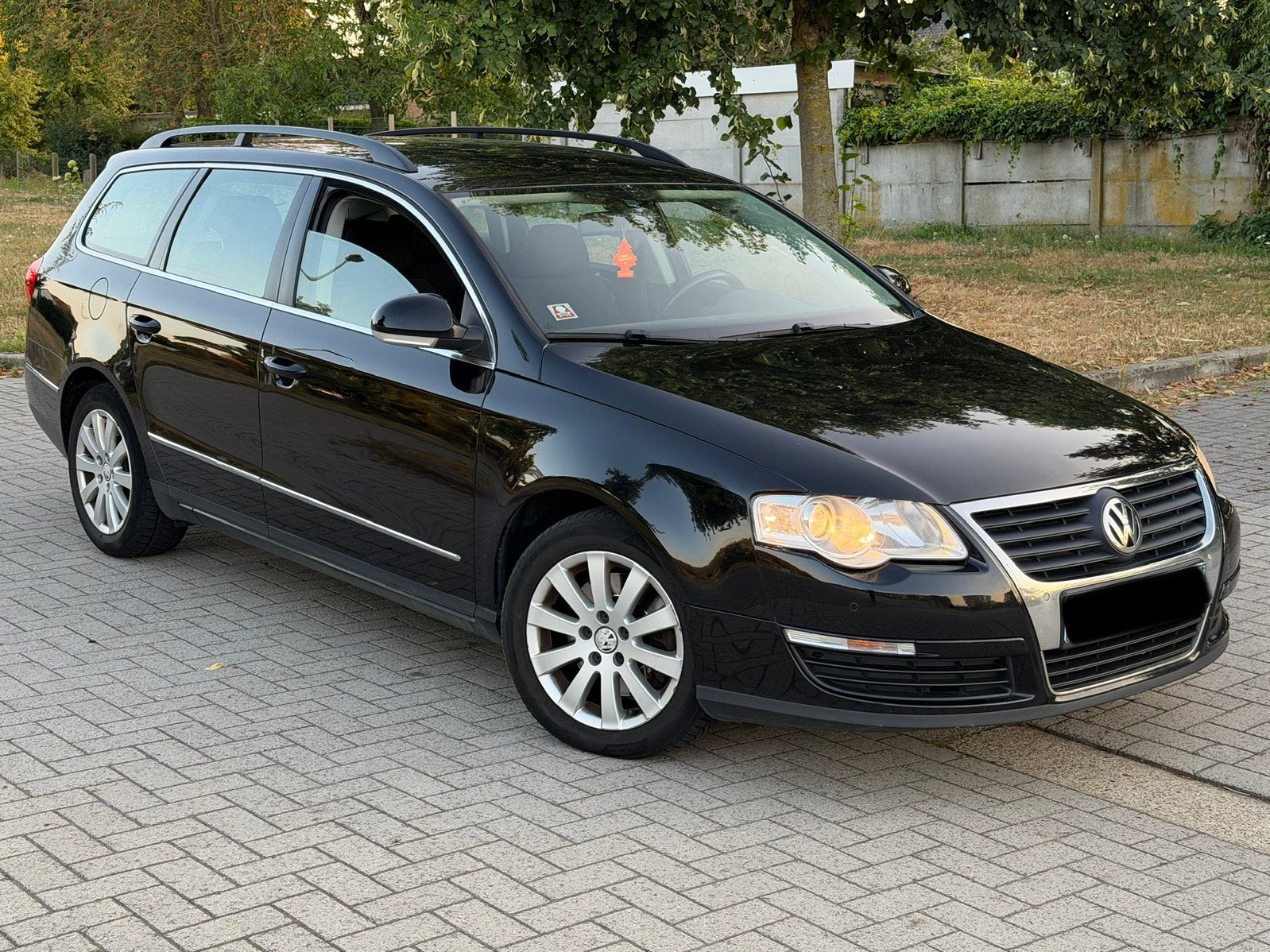 Volkswagen Passat Variant 1.6 TDI – 2010 EURO 5 ✅GEKEURD, Auto's, Euro 5, Zwart, Bedrijf, Airconditioning