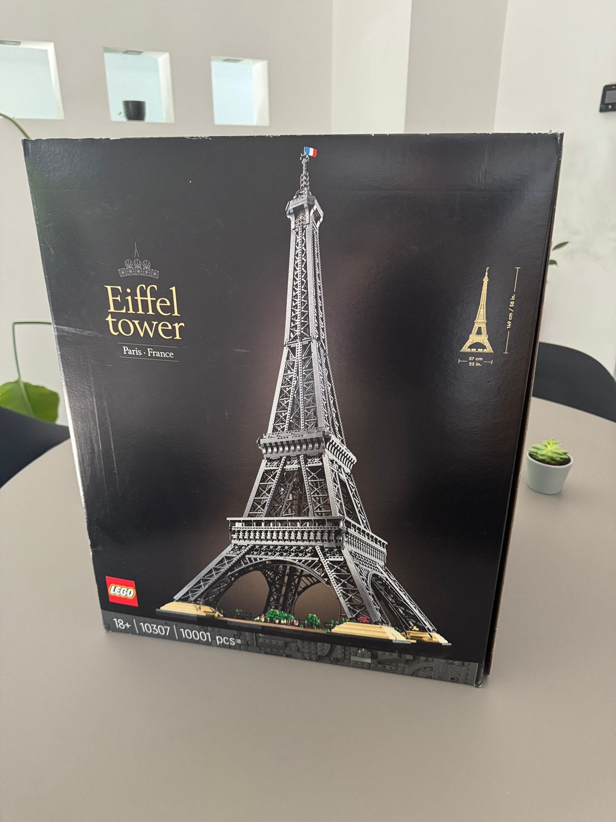 LEGO Eiffel Tower 10307 – compleet + originele doos, Hobby en Vrije tijd, Modelbouw | Overige, Ophalen of Verzenden, Zo goed als nieuw
