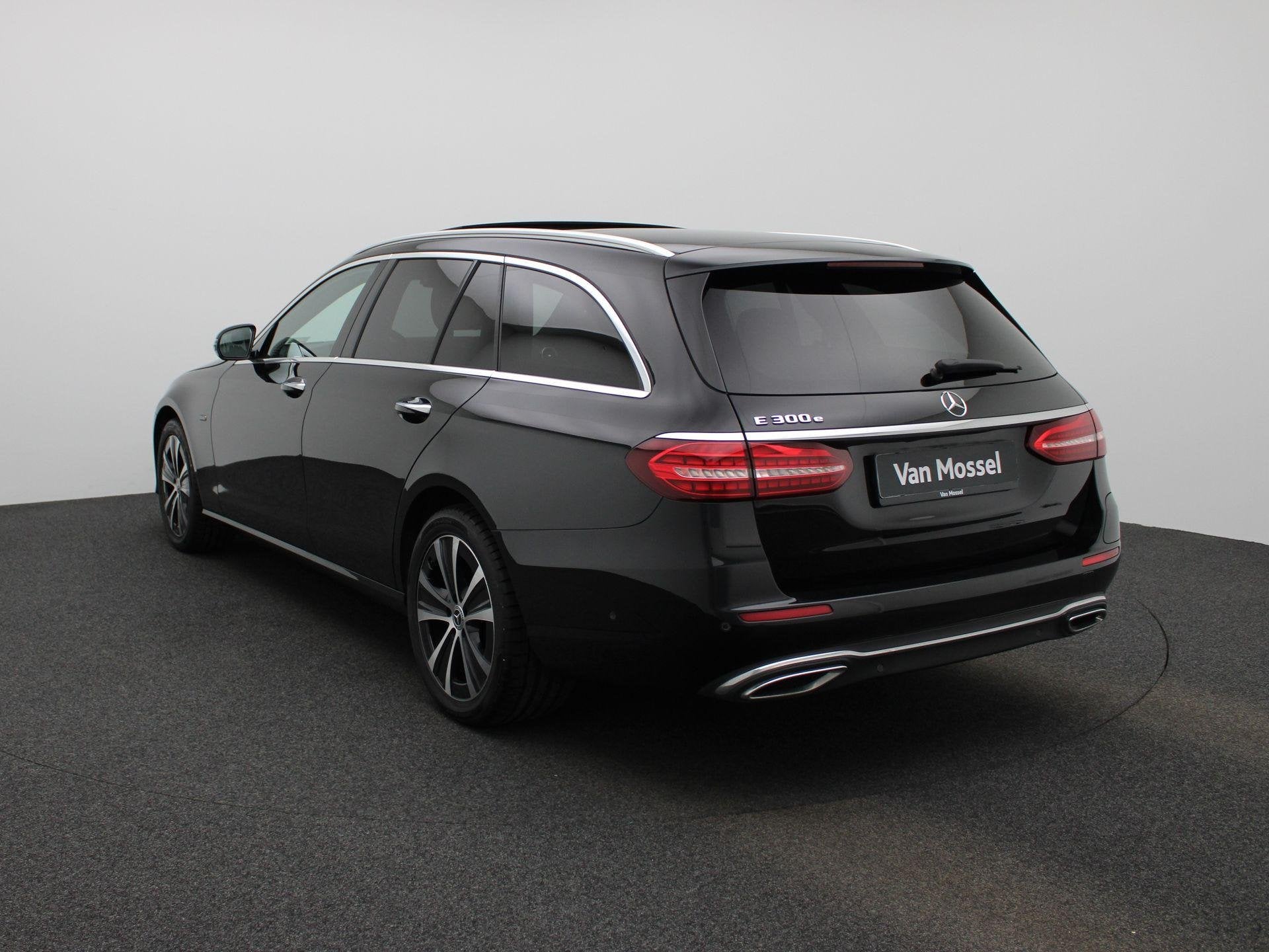 Mercedes-Benz E-Klasse Break E 300 e Business Solution, Auto's, Automaat, Gebruikt, Zwart, 4 cilinders