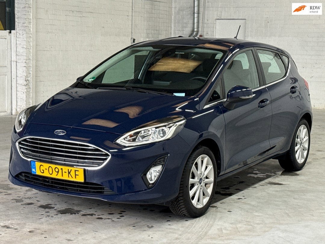 Ford Fiesta 1.0 EcoBoost Titanium | Carplay | Navi | NAP | N, Auto's, Voorwielaandrijving, Stof, Gebruikt, 580 kg