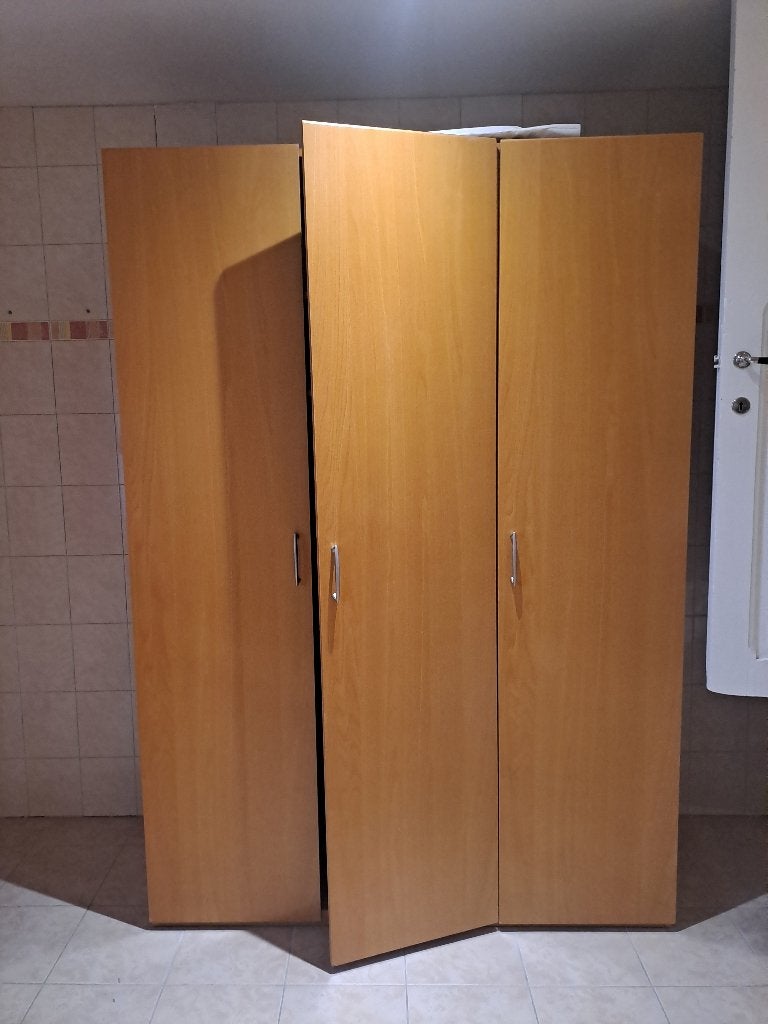 Kleerkast, Ophalen, Met deur(en), Gebruikt, 200 cm of meer