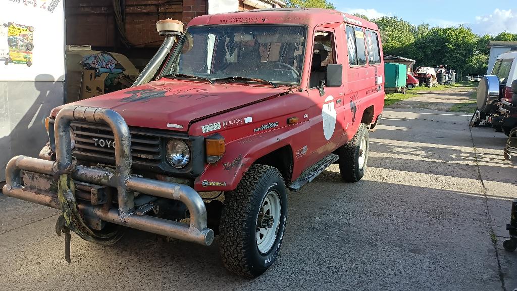 Toyota land-cruiser PZJ75 trooper bush taxi, 1pz, 1HZ, HZJ75, Autos, Rouge, Achat, 2 places, Boîte manuelle
