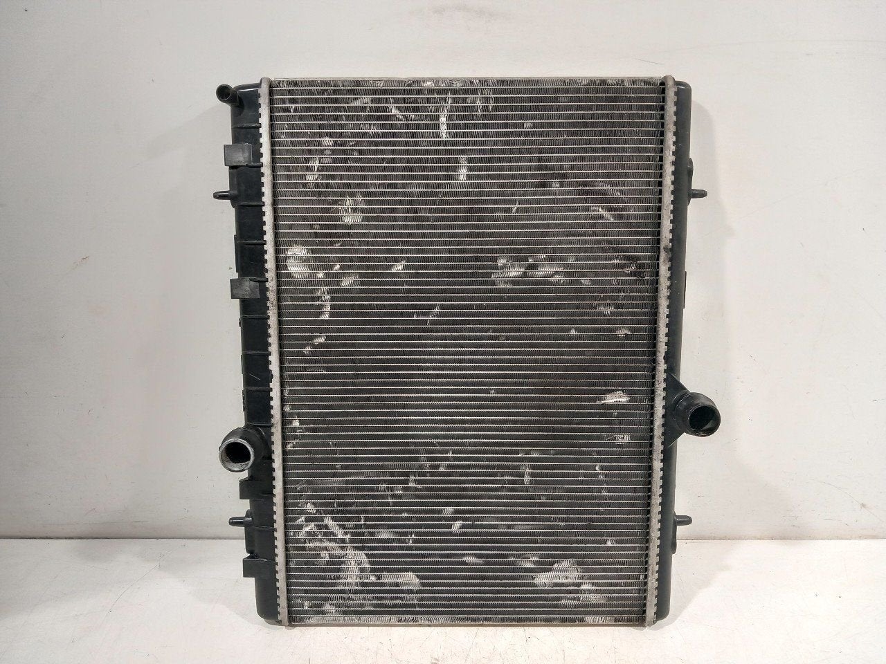 Radiateur Peugeot 5008, Onderdelen@venauto.nl, Van der Ven Autorecycling B.V., Ettenseweg 76, 4706 PB Roosendaal, The Netherlands