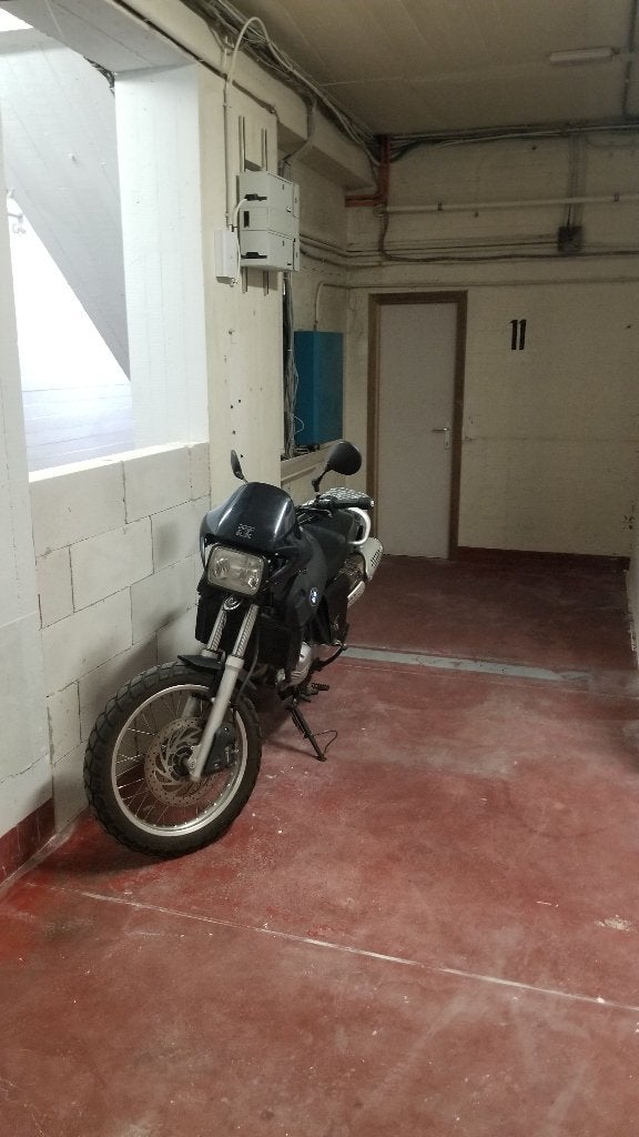 Place de parking pour une Moto