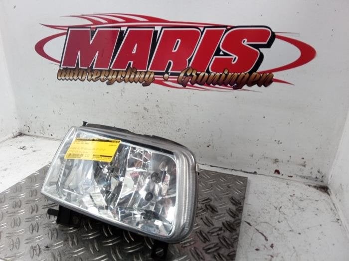 Phare droit d'un Volkswagen Polo, -, Volkswagen, -, 3 mois de garantie