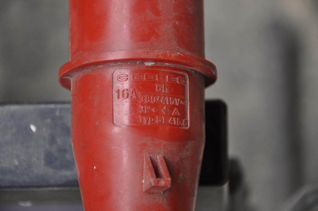 380v MANNELIJKE STEKKER, Doe-het-zelf en Bouw, Ophalen of Verzenden, Gebruikt, Stekker