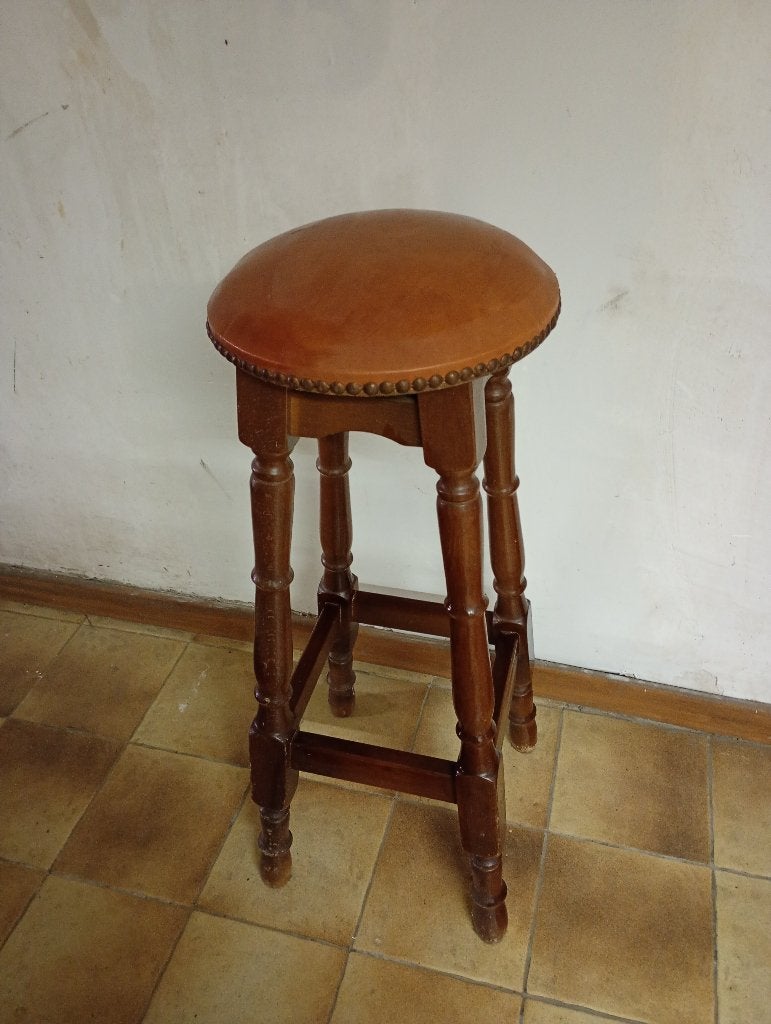 Oude stevige barkruk massief hout, 1 tabouret, Enlèvement, Utilisé, Bois