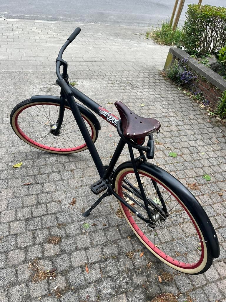 Velo Van Moof >< Vedett Denis Meyers, Vélos & Vélomoteurs, Acier, Enlèvement, Utilisé, Autres types