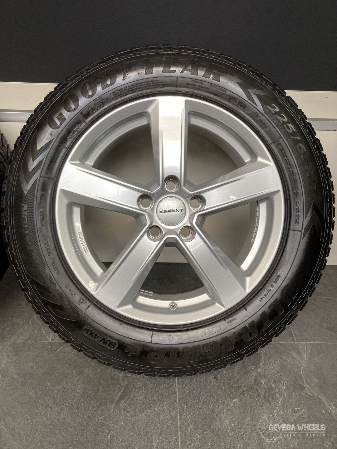 17” Toyota Rav4 (tot 2019) velgen + winterbanden 5x114.3, Gebruikt, -, -, Banden en Velgen