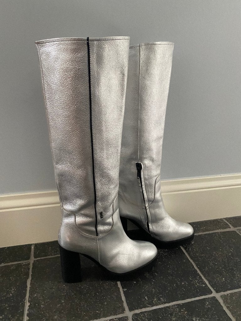 Nubikk zilverkleurige lederen laarzen - 39, Kleding | Dames, Schoenen, Hoge laarzen, Nubikk, Nieuw, Ophalen of Verzenden