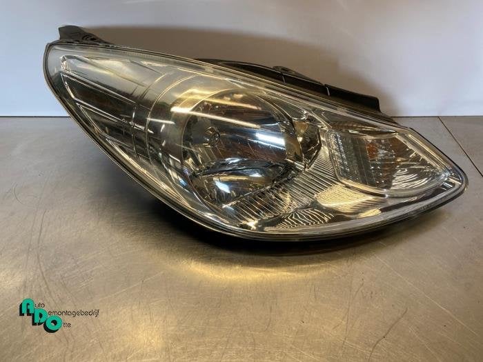 Koplamp rechts van een Hyundai I10 (I10 08-), Gebruikt, -, -, Ophalen of Verzenden