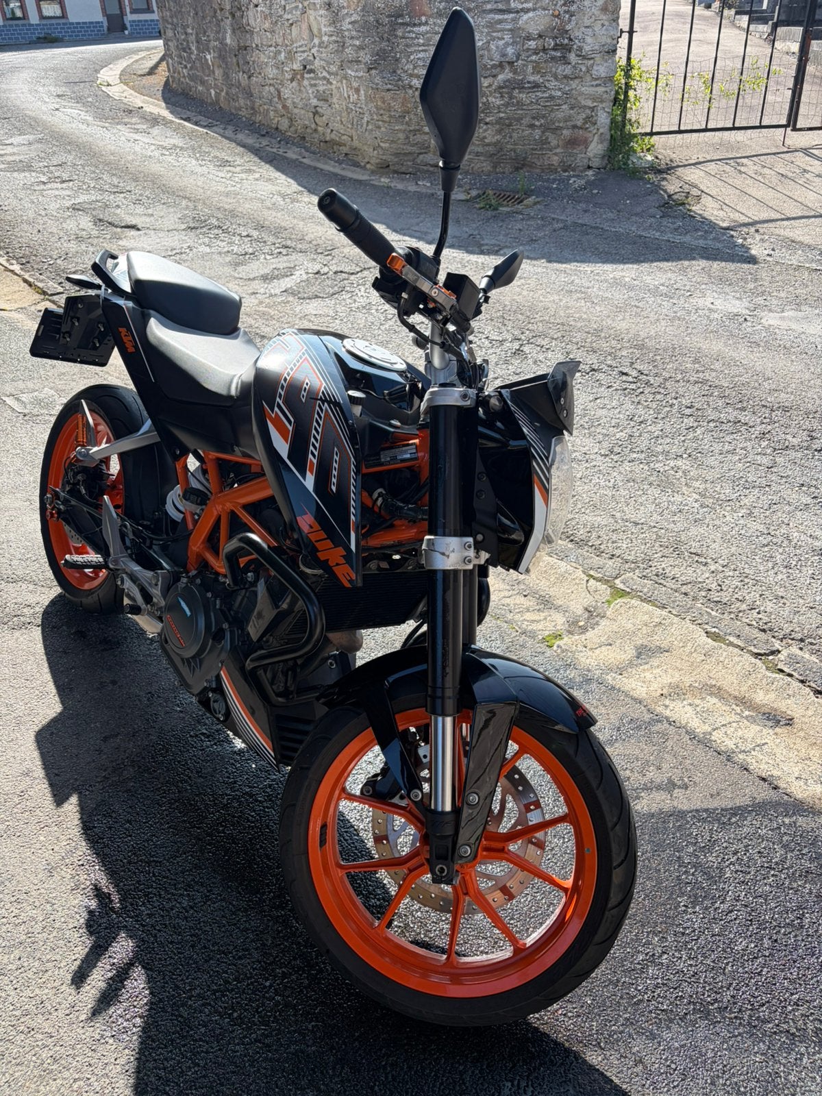Ktm duke 390, Particulier