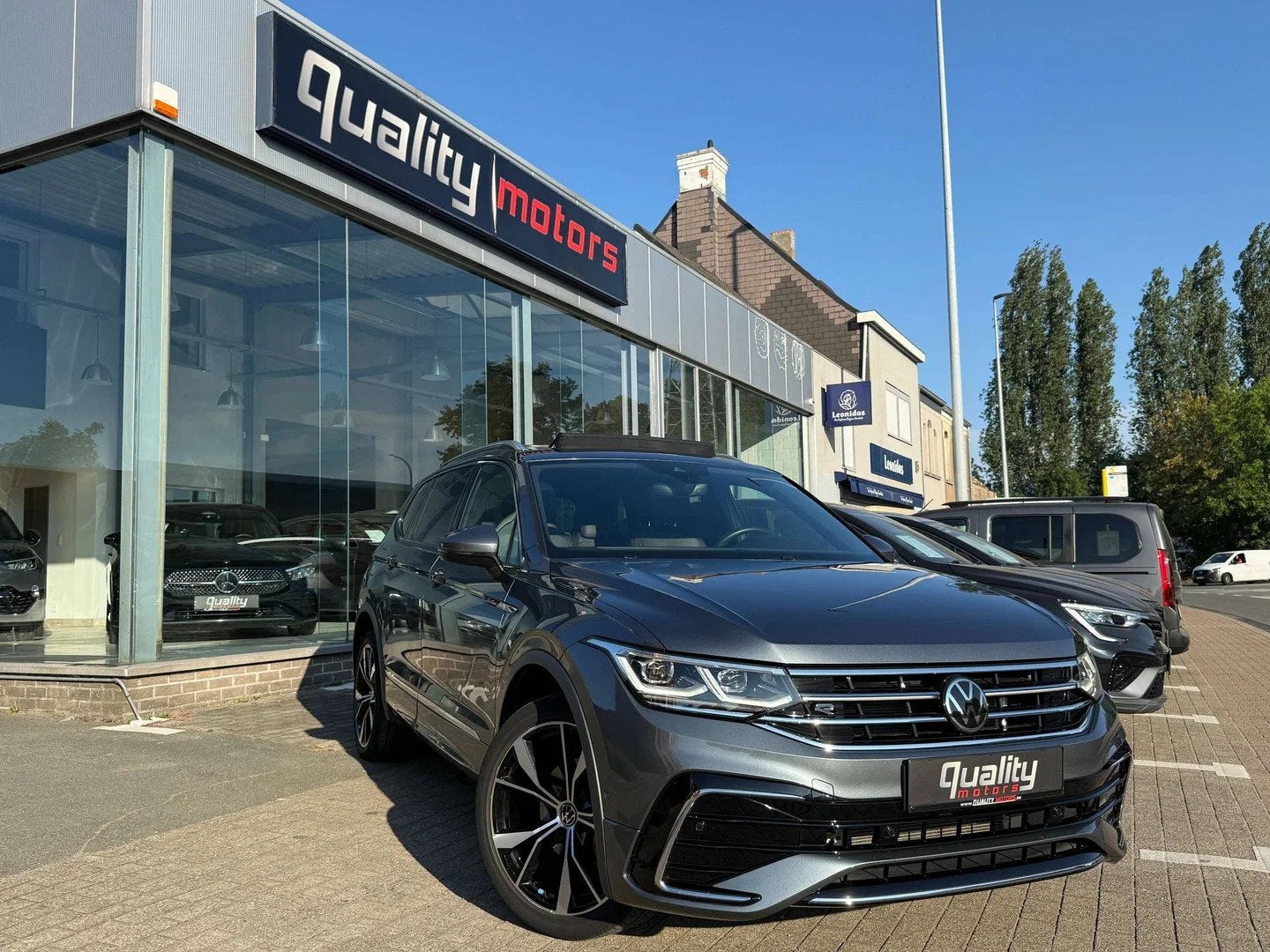 Volkswagen Tiguan Allspace TIGUAN ALLSPACE 1.5 TSI R-Line //, Autos, Cuir, Argent ou Gris, Achat, Entreprise