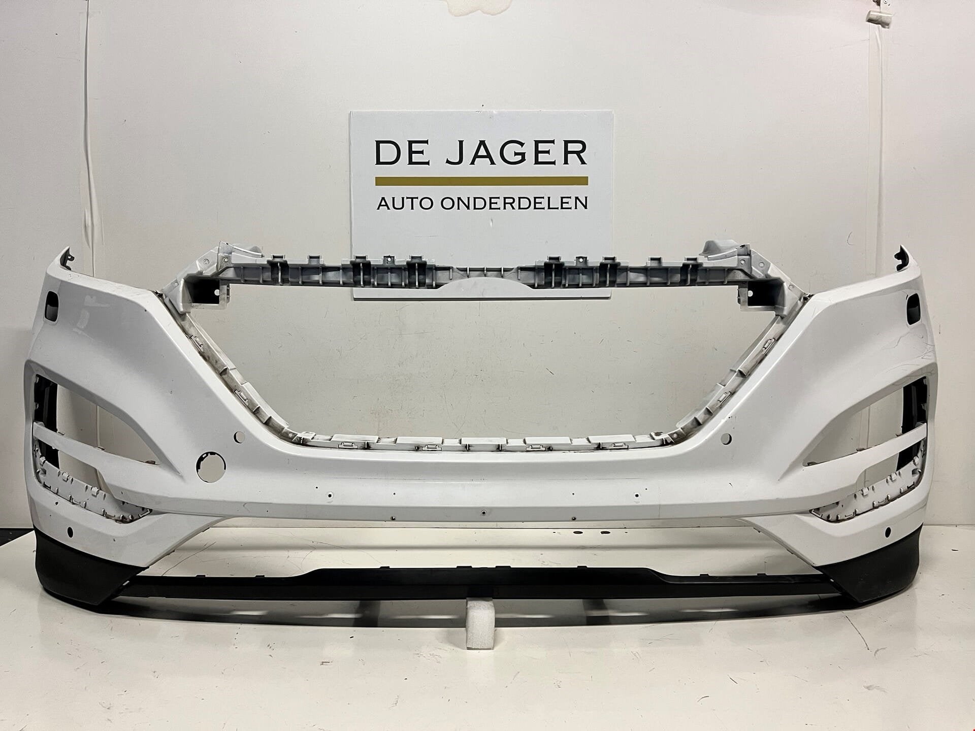 HYUNDAI TUCSON 3 VOORBUMPER BUMPER 6PDC 85512-D7100, Gebruikt, Heolleung-ro 12
06797  Seoul, Voor, Info@hyundai.com