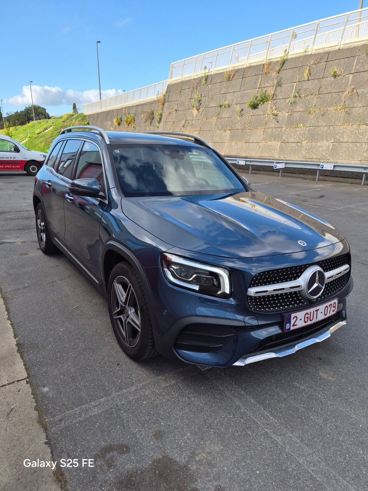 meceds glb 200 d amg ligne 7 places, Autos, Achat, Toit ouvrant, Automatique, Électrique