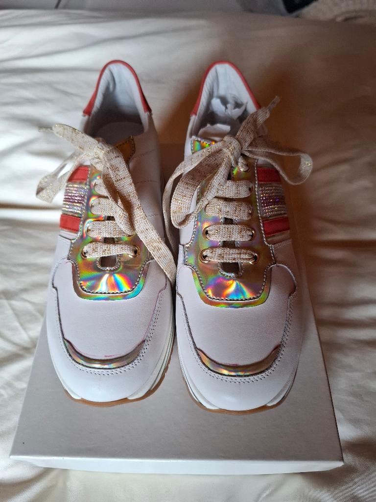 nieuwe sneakers, Kinderen en Baby's, Kinderkleding | Schoenen en Sokken, Ophalen, Meisje, RTB, Schoenen