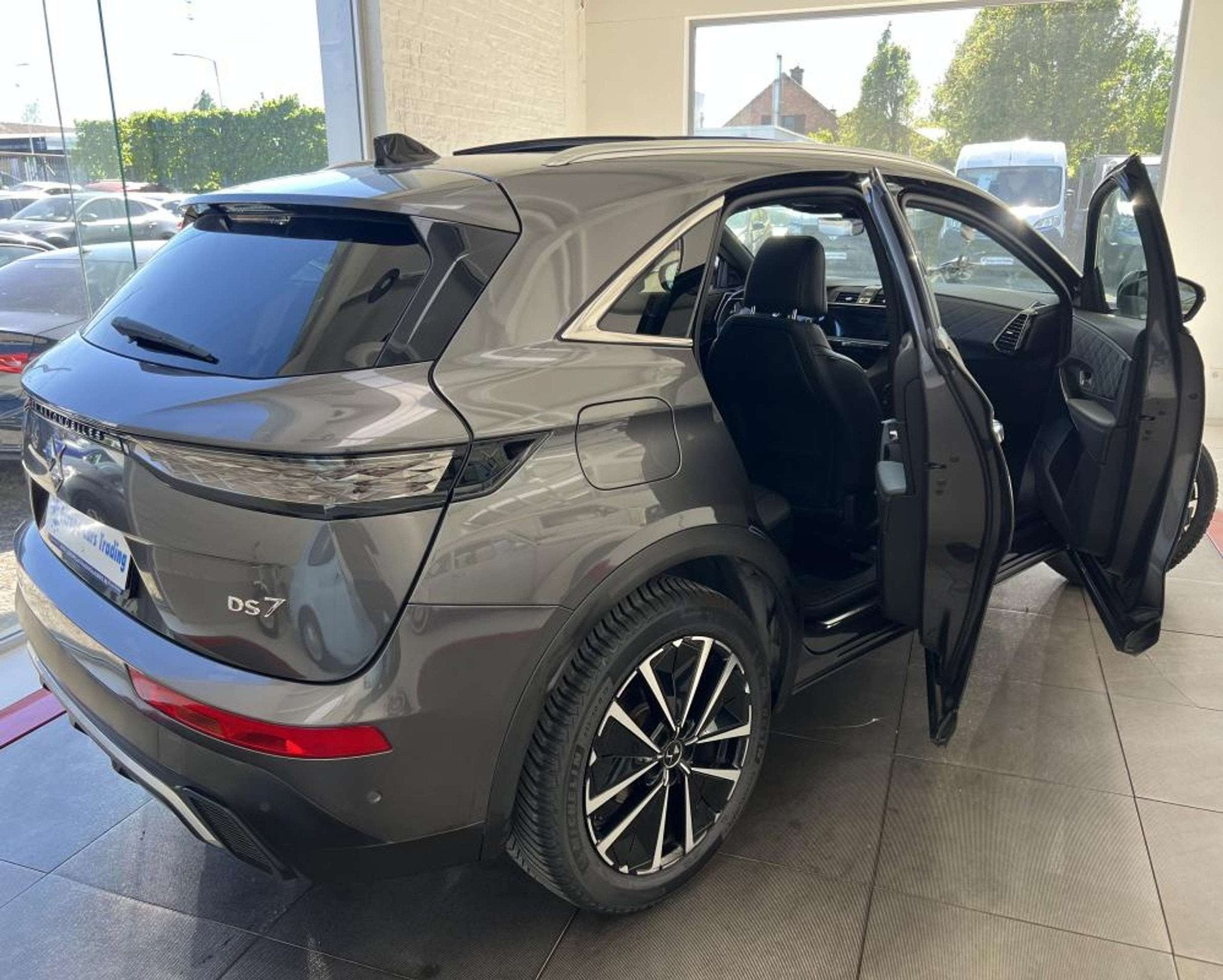 DS Automobiles DS 7 RIVOLI 130CH 101.147Km T.PANO CARPLAY CU, Autos, DS, Cuir, Argent ou Gris, Achat, Entreprise