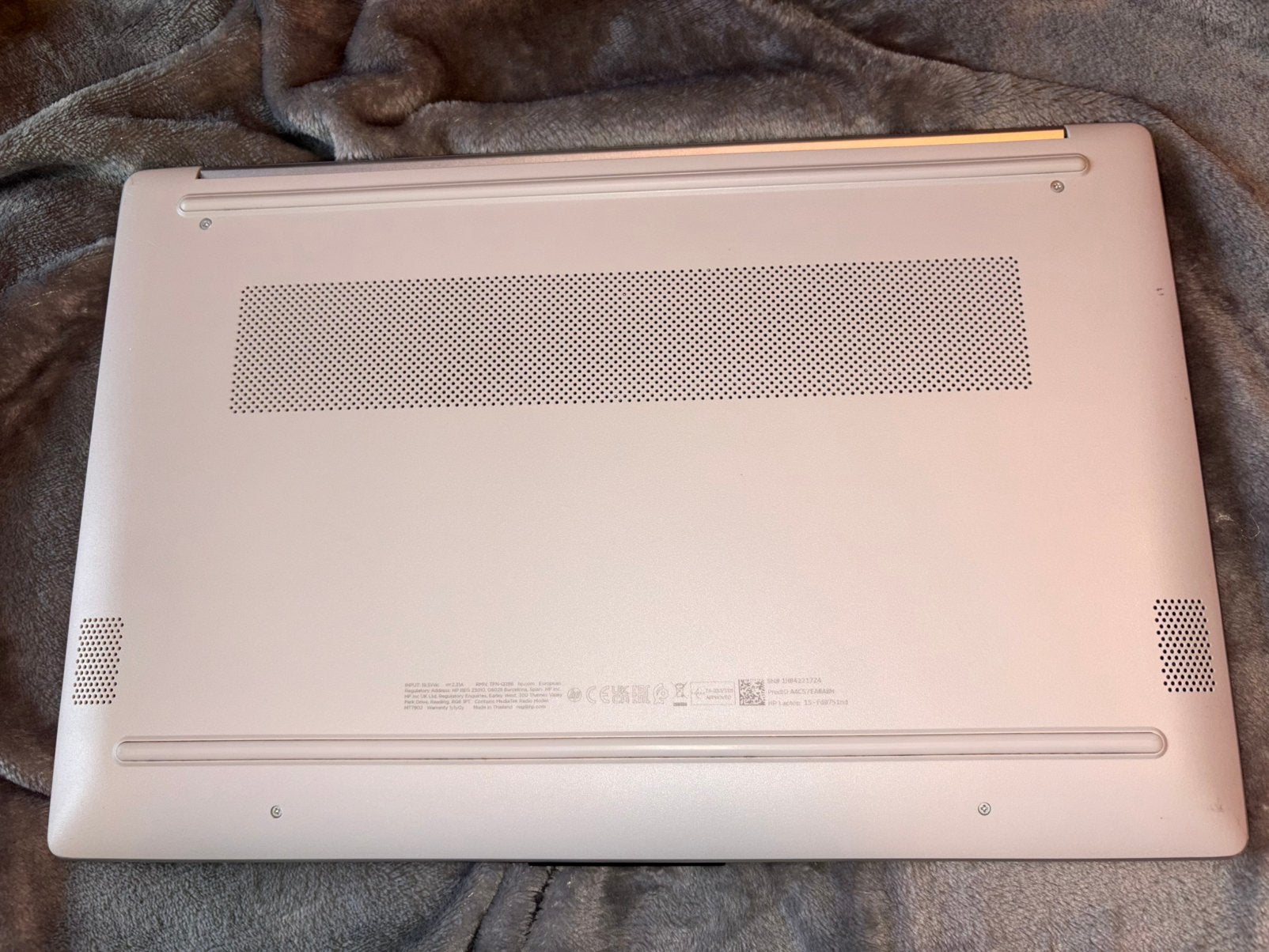 HP laptop 15.6 inc qwerty, Computers en Software, Ophalen, Met videokaart, 8 GB, Zo goed als nieuw
