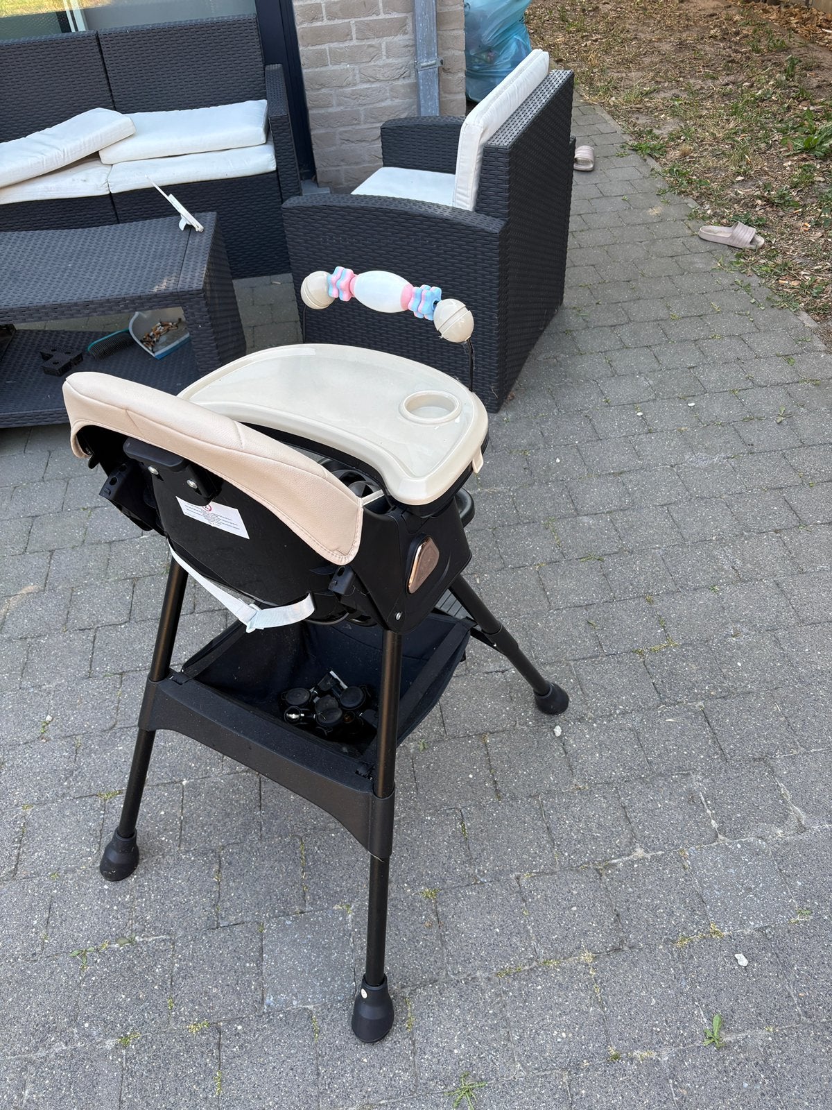 Baby eetstoel gratis op te halen., Kinderen en Baby's, Kinderstoelen, Ophalen, Gebruikt