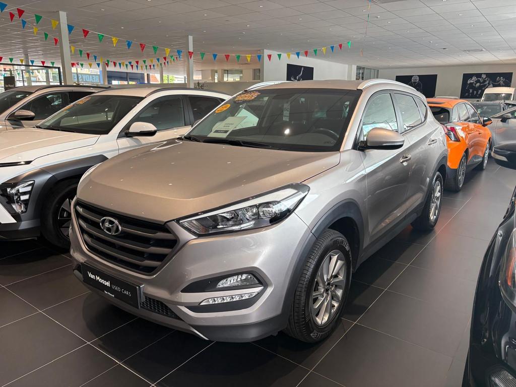 Hyundai Tucson 1.6 GDi ISG Launch Edition, Voorwielaandrijving, Stof, Gebruikt, Euro 6