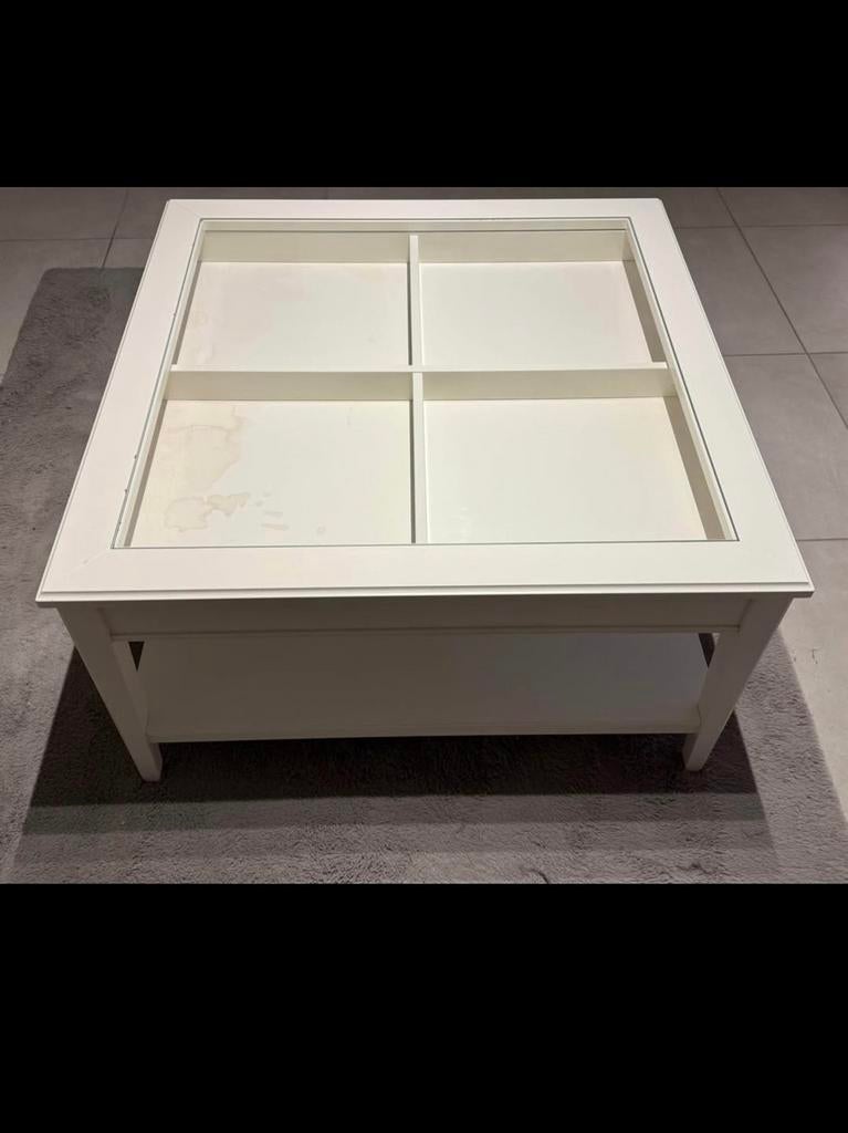 A donner table basse Ikea