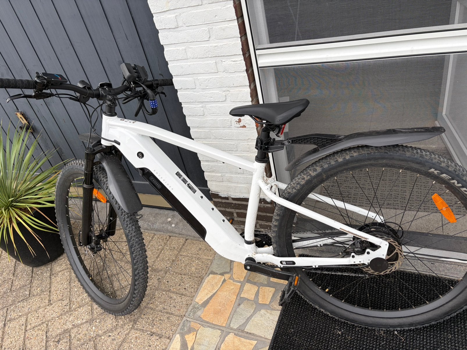 Rock ridder 4 maand oud, Fietsen en Brommers, Ophalen, Zo goed als nieuw
