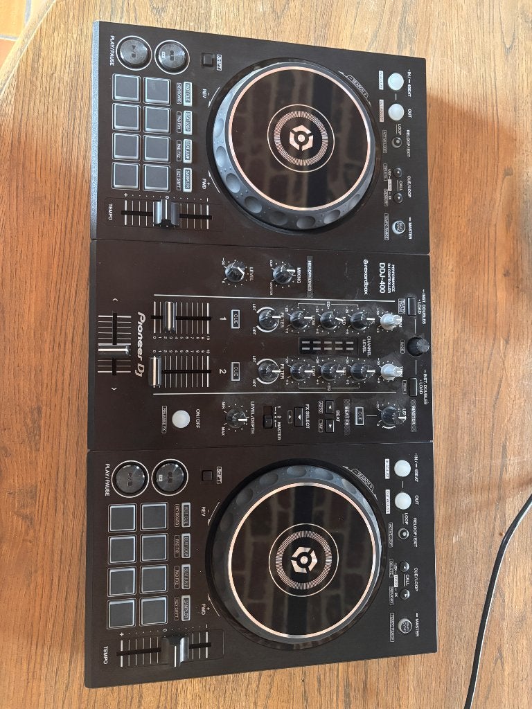 Pioneer DDJ-400 – État neuf, Muziek en Instrumenten, Dj-sets en Draaitafels, Ophalen of Verzenden, Zo goed als nieuw, Dj-set, Pioneer