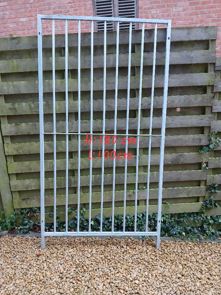 Grille de chenil, Enlèvement