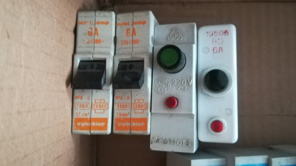 Penzekeringen automaat 6 10 15 16 20 25 32A houder, Ophalen of Verzenden