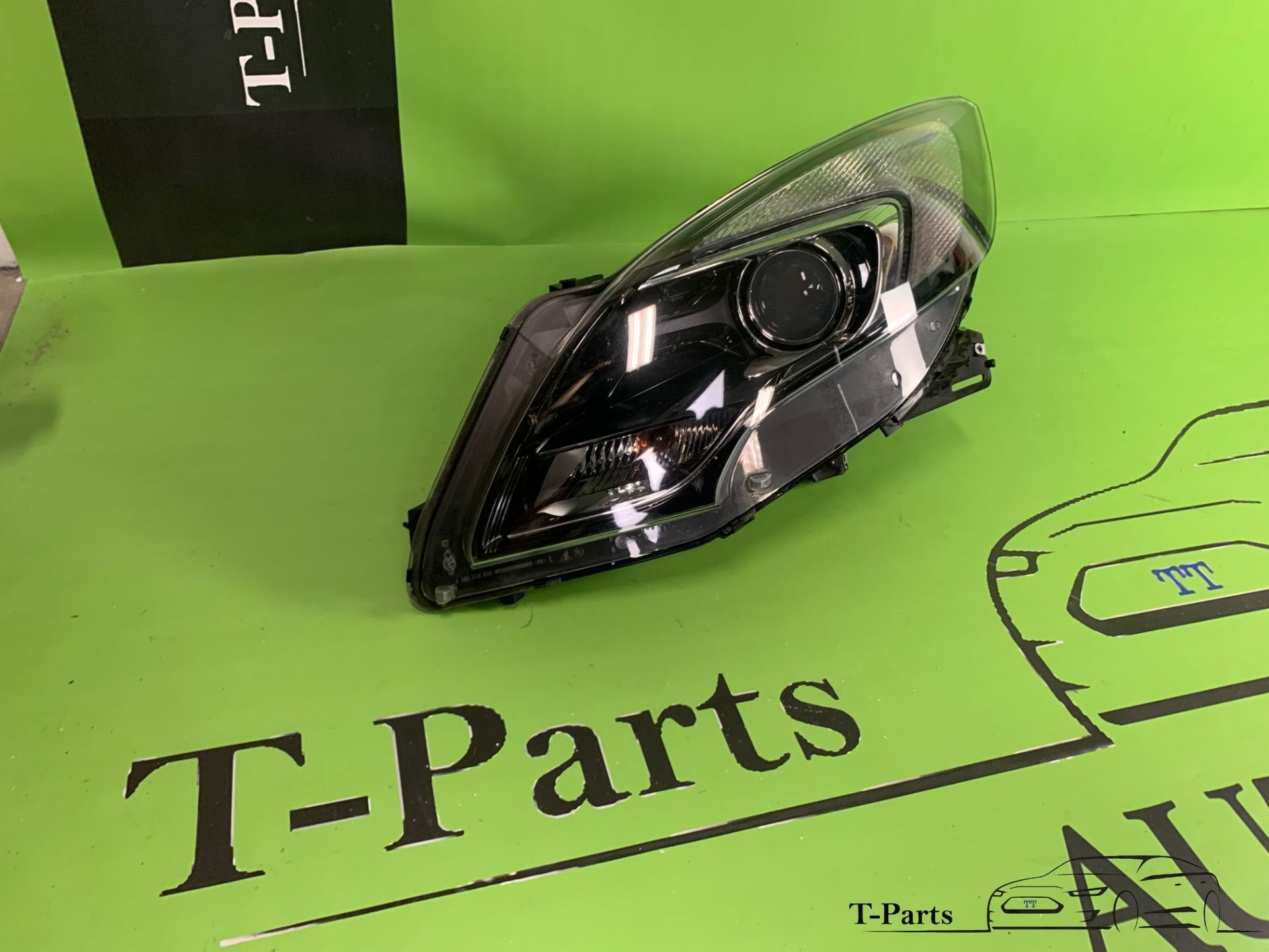 opel zafira tourer links koplamp lamp 39009021, Auto-onderdelen, Info@fabrikant.eu, Opel, Fabrikantstraat 1
1000 AA  Amsterdam